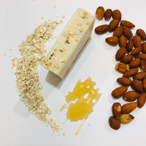 Honey Oats and Almond Bar - MOONCHILD PRODUCTS